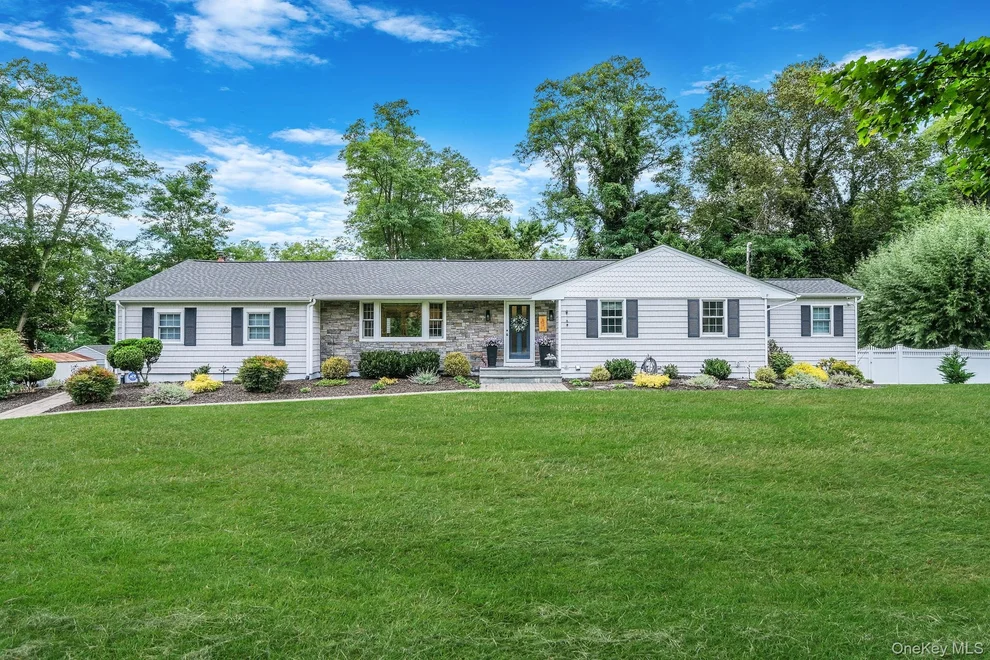 Unit for sale at 123 South Road, Riverhead, NY 11792