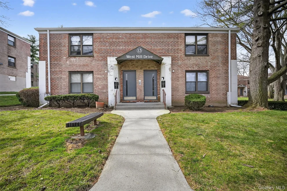 Unit for sale at 13 W Mill Drive, North Hempstead, NY 11021