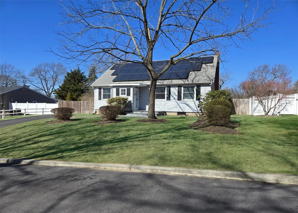 Unit for sale at 245 Ontario Street, Islip, NY 11779