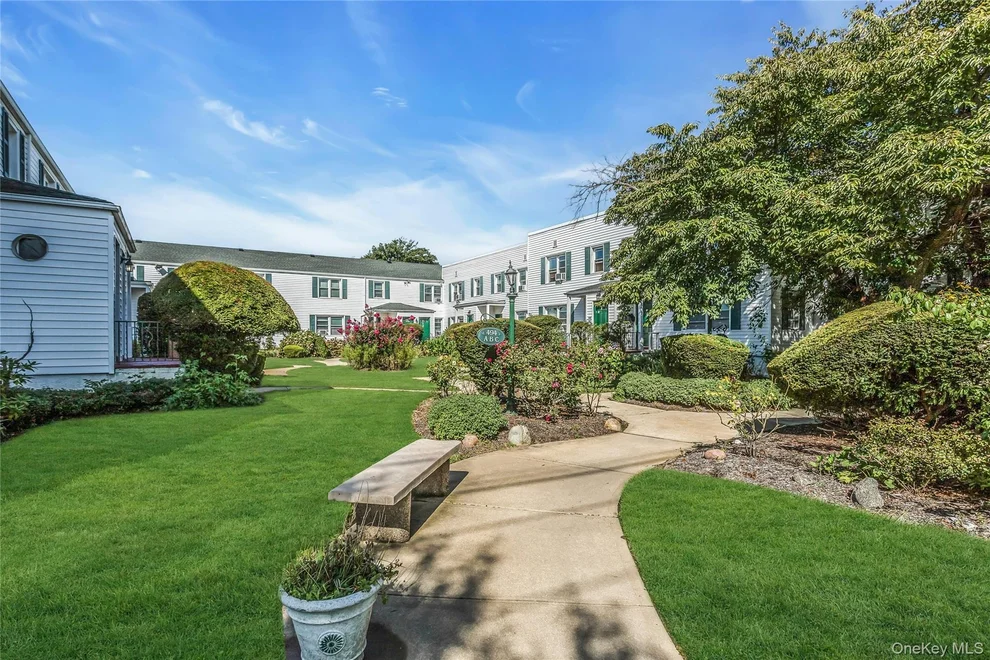 Unit for sale at 494 South Ocean, Hempstead, NY 11520