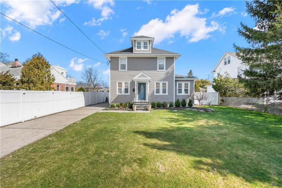 Unit for sale at 41 Lanier Lane, Islip, NY 11706