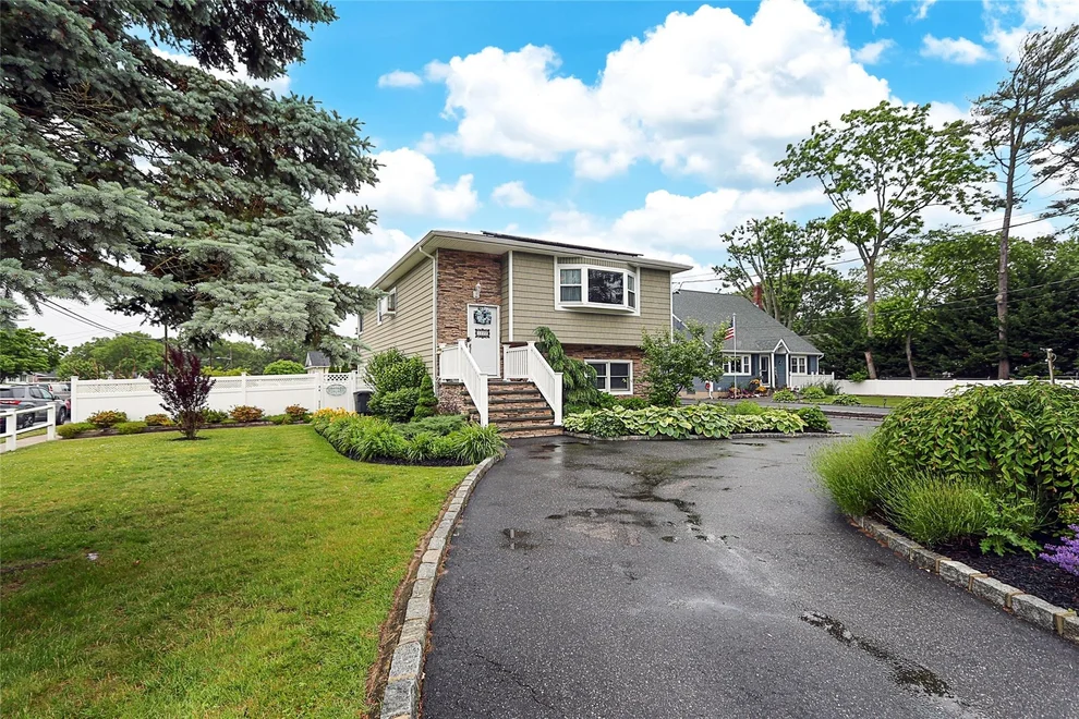 Unit for sale at 1222 Saxon Avenue, Islip, NY 11706