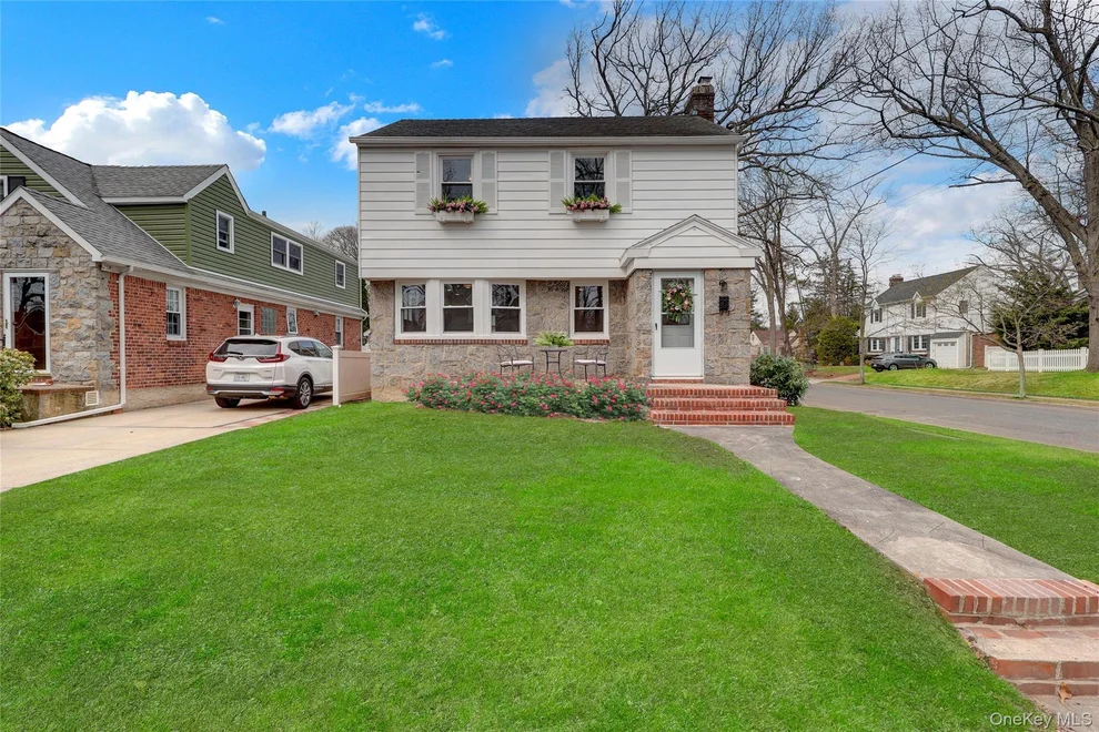 Unit for sale at 31 Carol Street, Hempstead, NY 11563