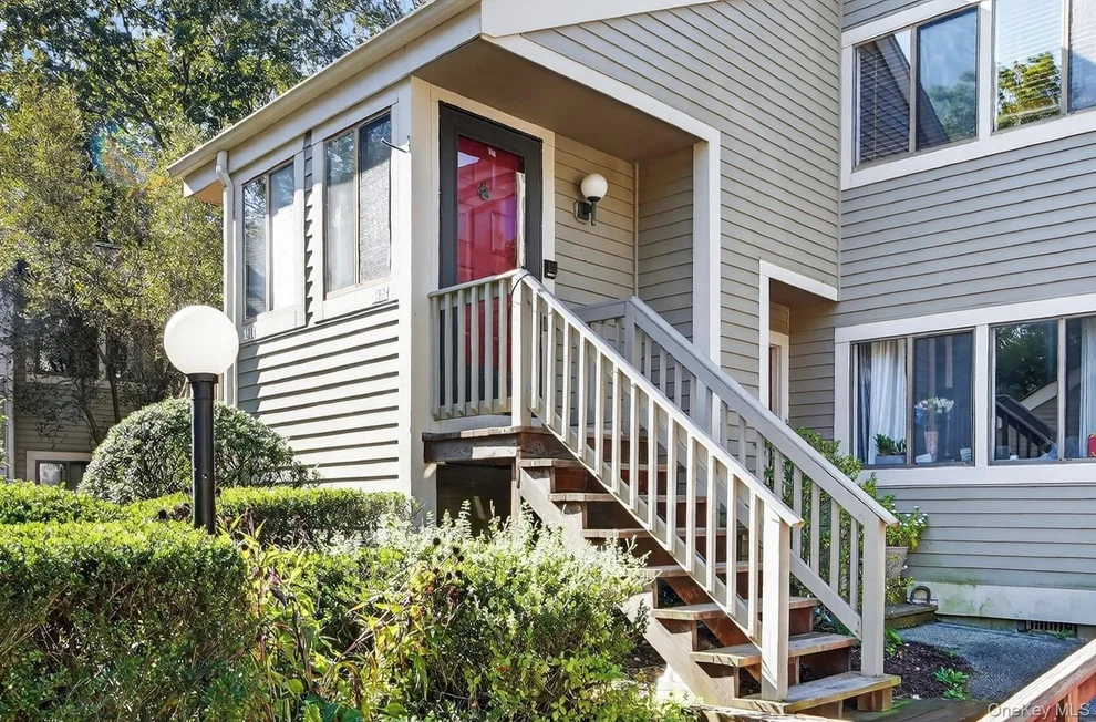 Unit for sale at 132 Stone Meadow, Lewisboro, NY 10590