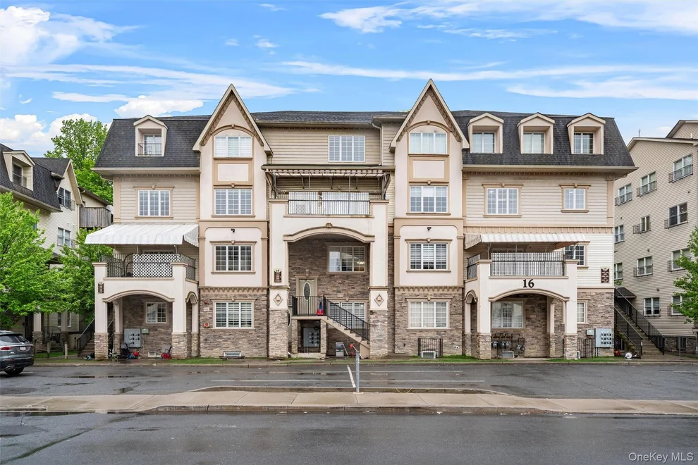 Unit for sale at 16 Prag Boulevard, Palm Tree, NY 10950