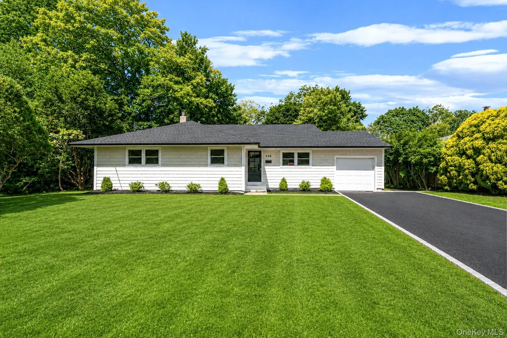 Unit for sale at 928 Manor Lane, Islip, NY 11706
