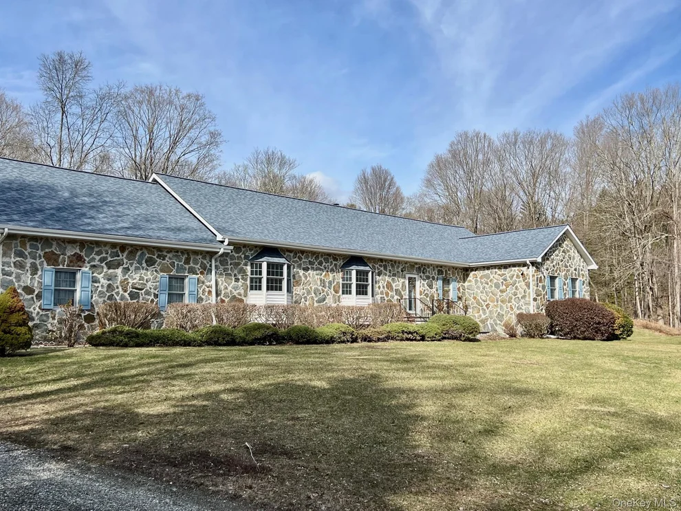 Unit for sale at 4388 Route 82, Washington, NY 12545