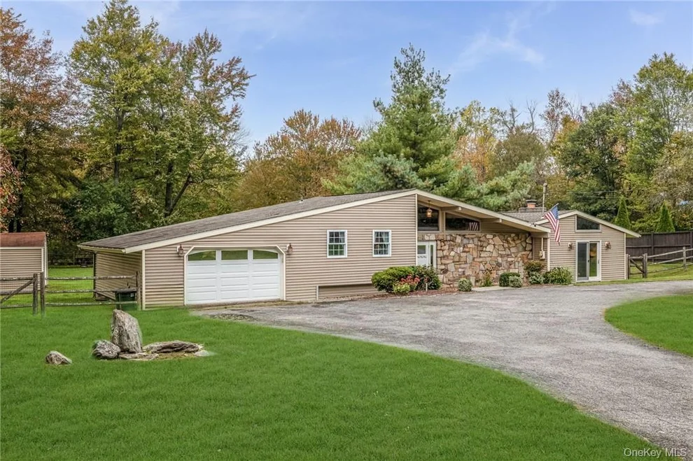 Unit for sale at 11 Collarbark Road, East Fishkill, NY 12533