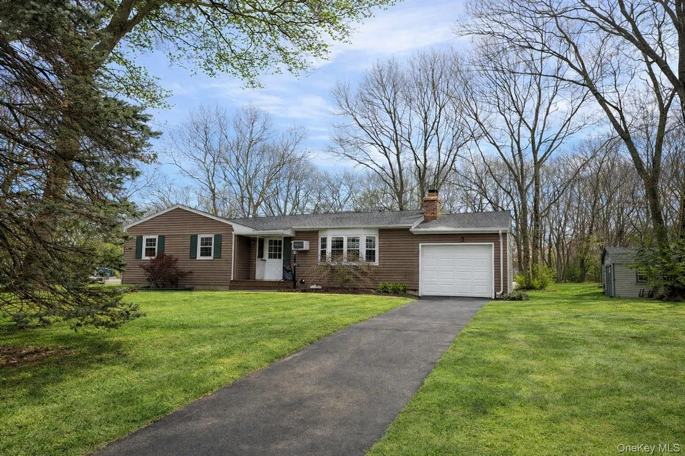 Unit for sale at 307 Norwalk Avenue, Brookhaven, NY 11763