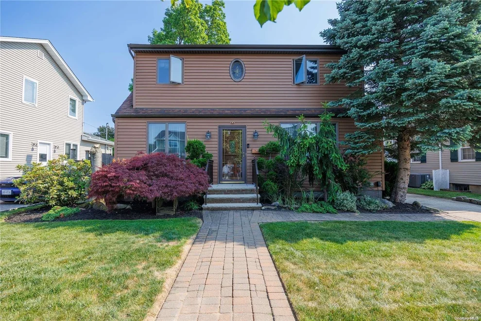 Unit for sale at 15 Airway Drive, Hempstead, NY 11710