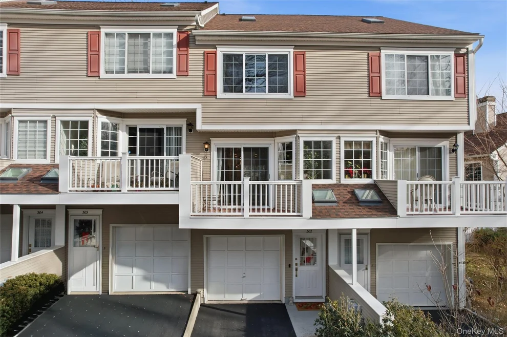 Unit for sale at 302 Park Ridge Lane, Greenburgh, NY 10603