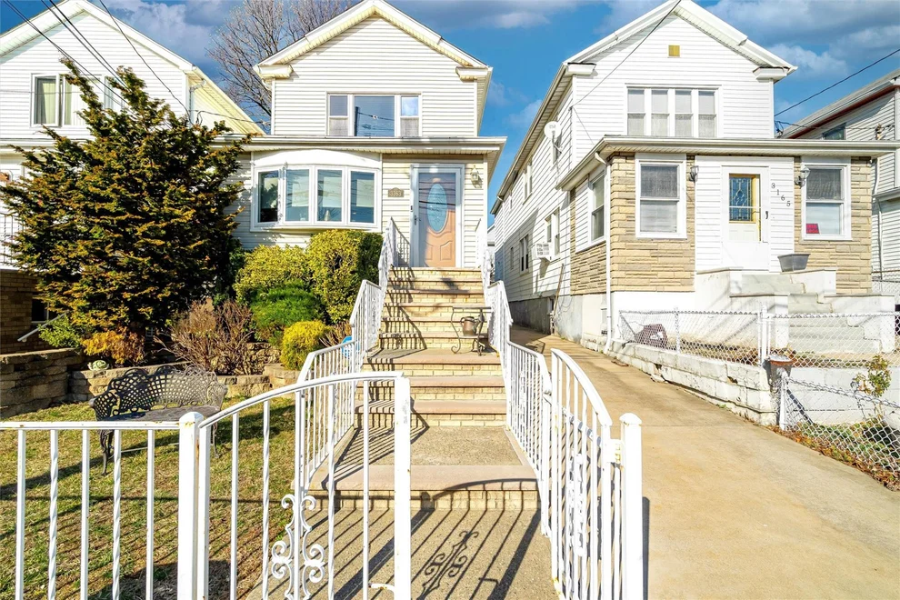 Unit for sale at 3163 Rawlins Avenue, New York, NY 10465