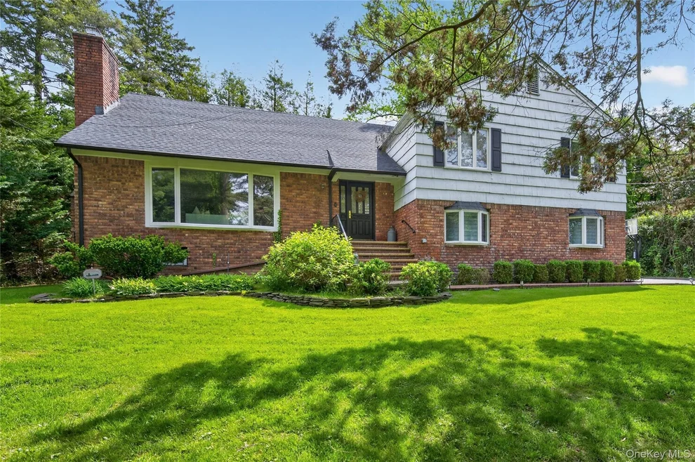 Unit for sale at 112 The Intervale, North Hempstead, NY 11576