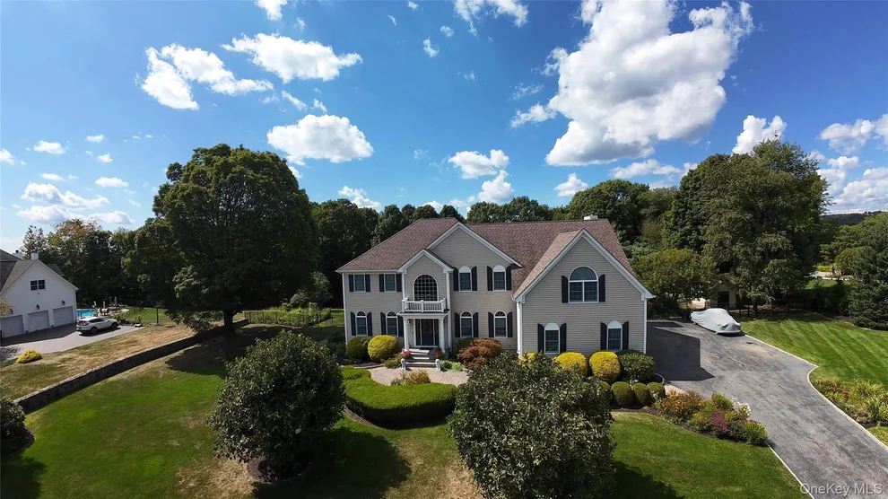 Unit for sale at 27 Kaitlin Drive, Carmel, NY 10541