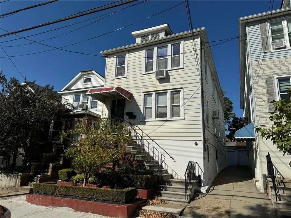 Unit for sale at 959 Pierce Avenue, New York, NY 10462