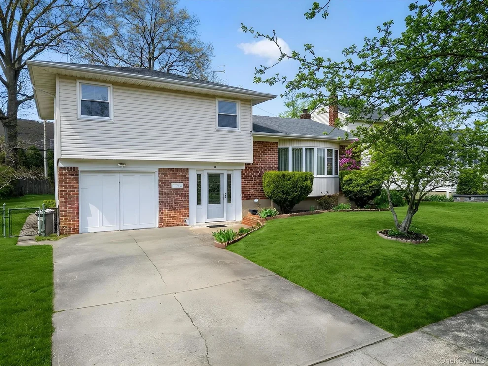 Unit for sale at 42 Edna Drive, Oyster Bay, NY 11791