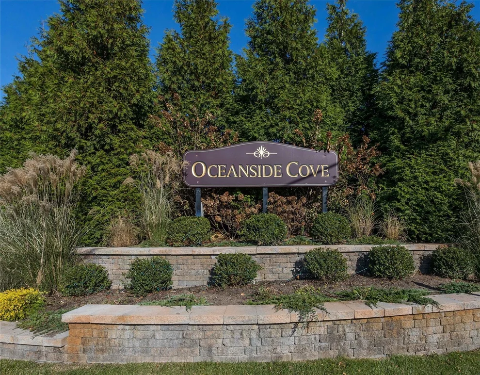 Unit for sale at 100 Daly Boulevard, Hempstead, NY 11572