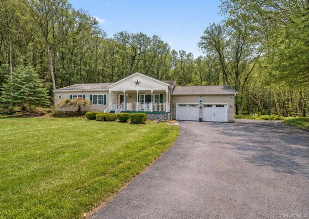 Unit for sale at 45 Seminole Drive, Warwick (Town), NY 10990