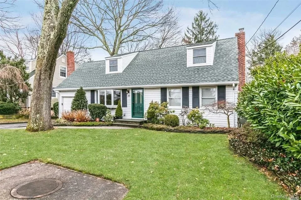 Unit for sale at 20 Marlboro Drive, Huntington, NY 11743