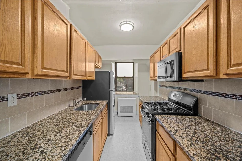 Unit for sale at 20 William Street, Mount Vernon, NY 10552