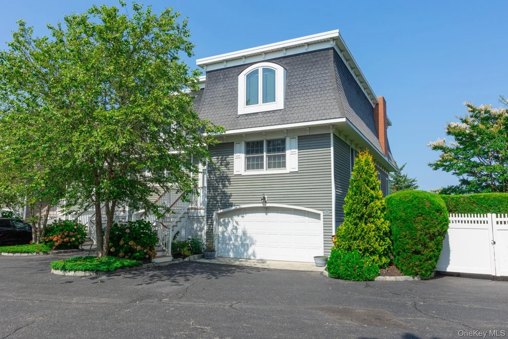 Unit for sale at 22 Salt Meadow, Babylon, NY 11702