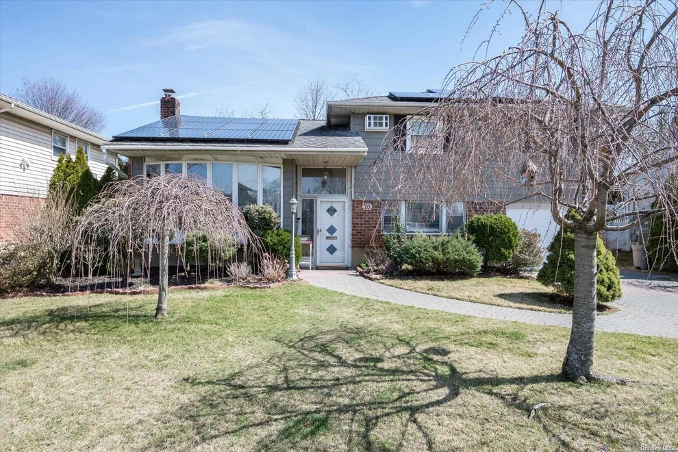 Unit for sale at 70 Lea Ann Terrace, Hempstead, NY 11793