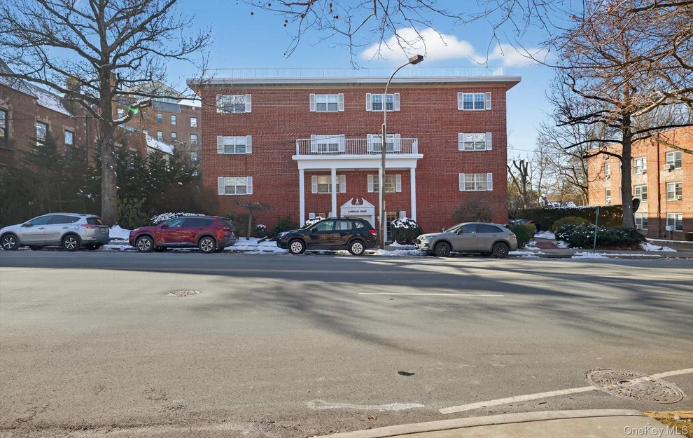Unit for sale at 100 S Middle Neck Road, North Hempstead, NY 11021