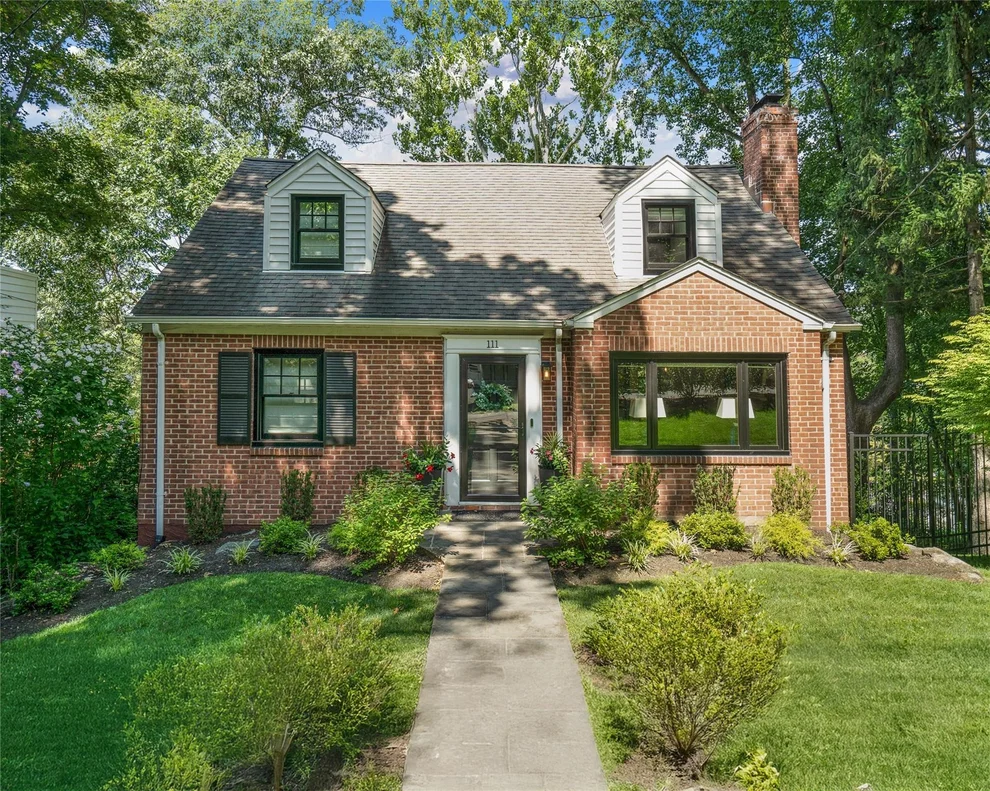 Unit for sale at 111 Mendham Avenue, Greenburgh, NY 10706