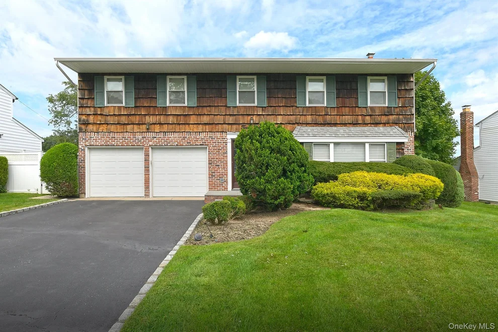 Unit for sale at 29 Abbot Road, Smithtown, NY 11787