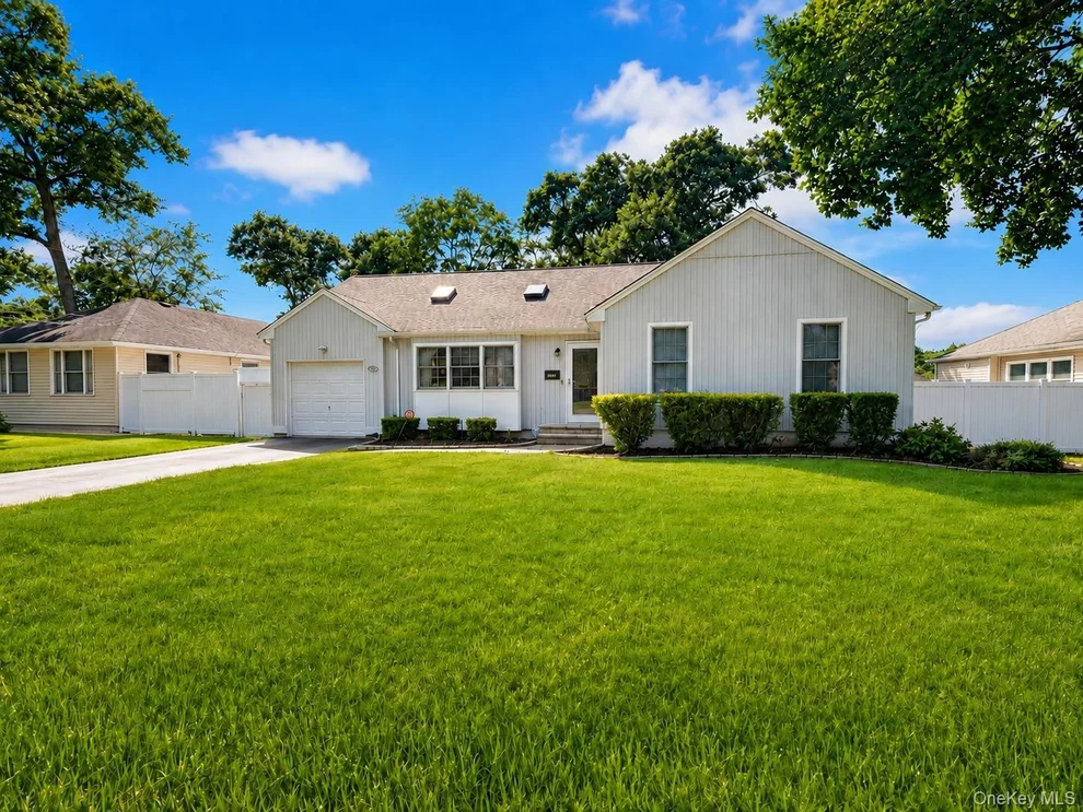 Unit for sale at 120A Irish Lane, Islip, NY 11730