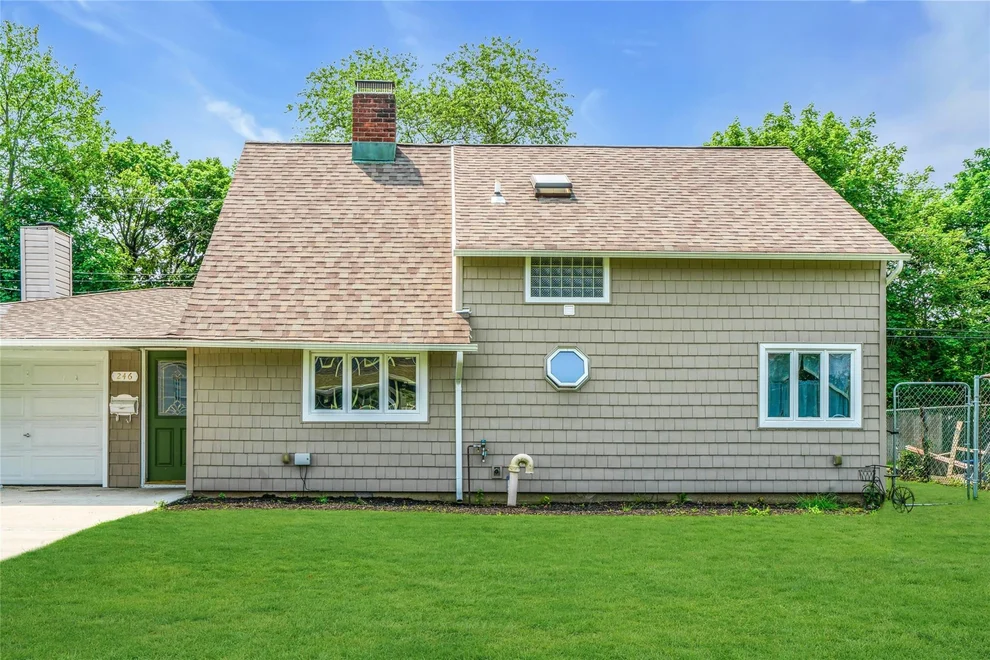 Unit for sale at 246 Willowood Drive, Hempstead, NY 11793