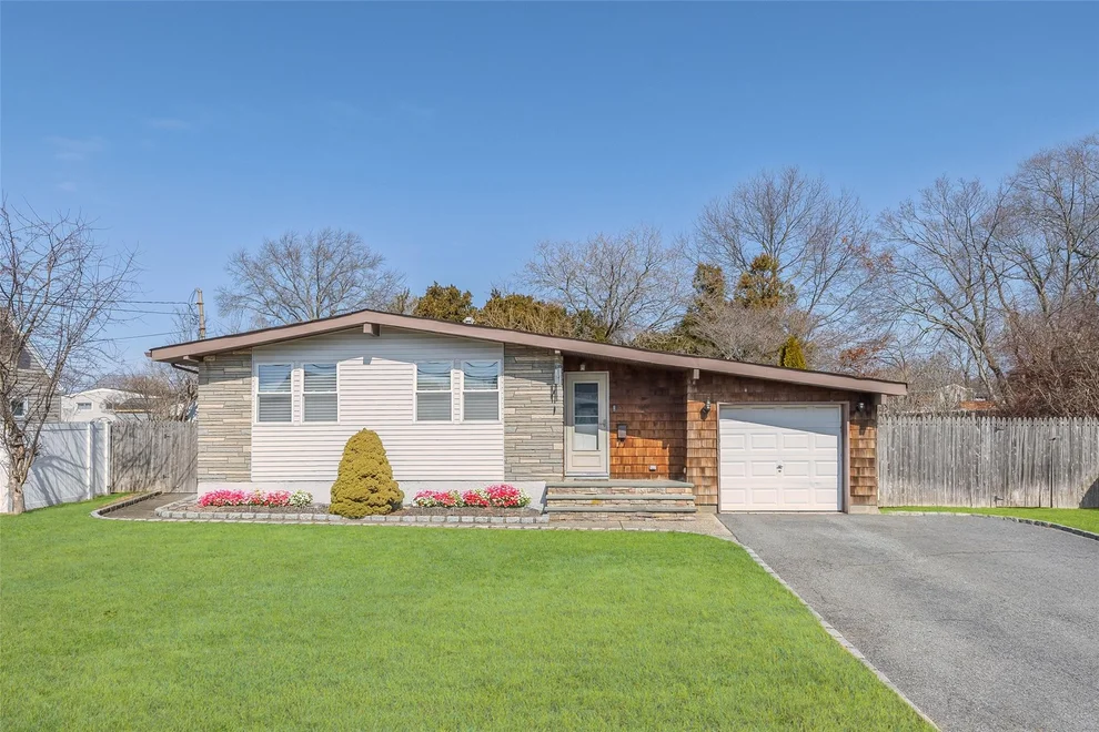 Unit for sale at 22 Peter Road, Brookhaven, NY 11779