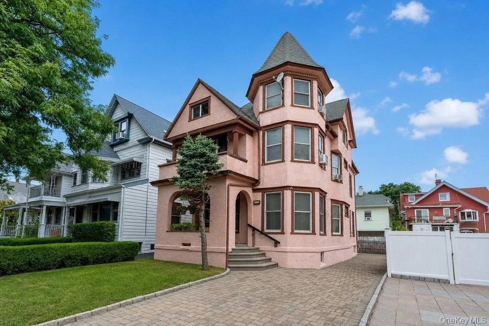 Unit for sale at 129 Urban Street, Mount Vernon, NY 10552