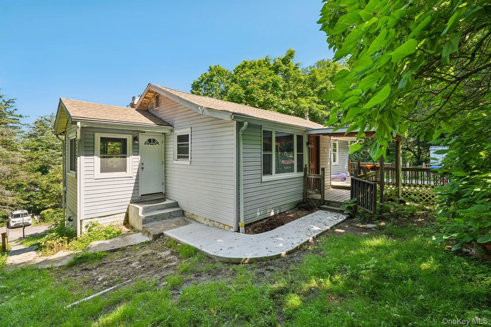 Unit for sale at 1 Whippoorwill Trail, Blooming Grove, NY 10950