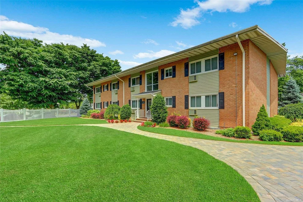 Unit for sale at 55 Mildred Place, Babylon, NY 11703
