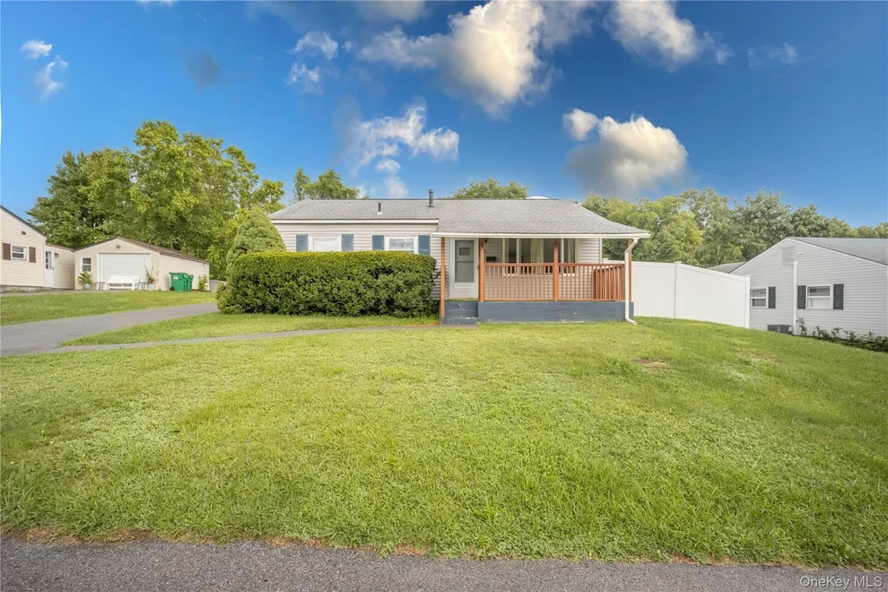 Unit for sale at 32 Peter Cooper Drive, Poughkeepsie (Town), NY 12601