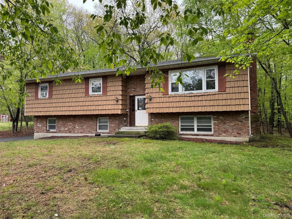 Unit for sale at 24 Emperor Lane, Crawford, NY 12549