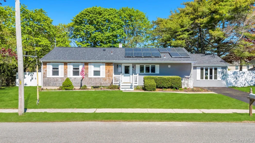 Unit for sale at 729 Ent Avenue, Southampton, NY 11978