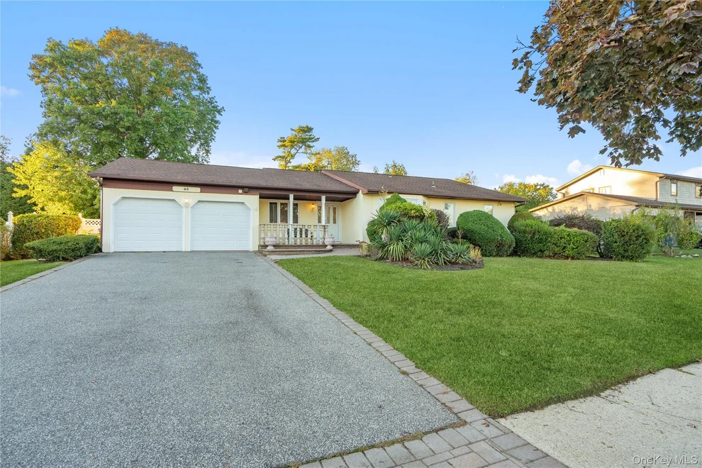 Unit for sale at 48 Fairfield Drive, Babylon, NY 11746