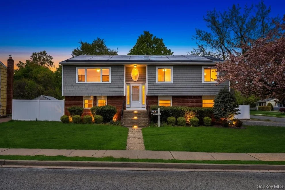 Unit for sale at 226 Princess Street, Oyster Bay, NY 11801