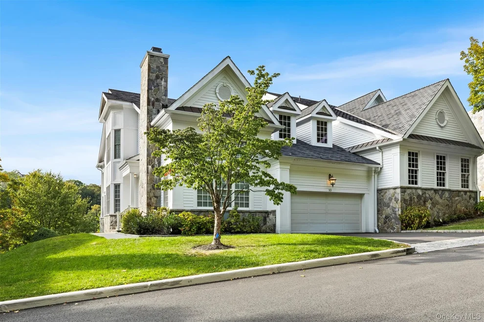 Unit for sale at 10 Shadow Tree Lane, Ossining, NY 10510
