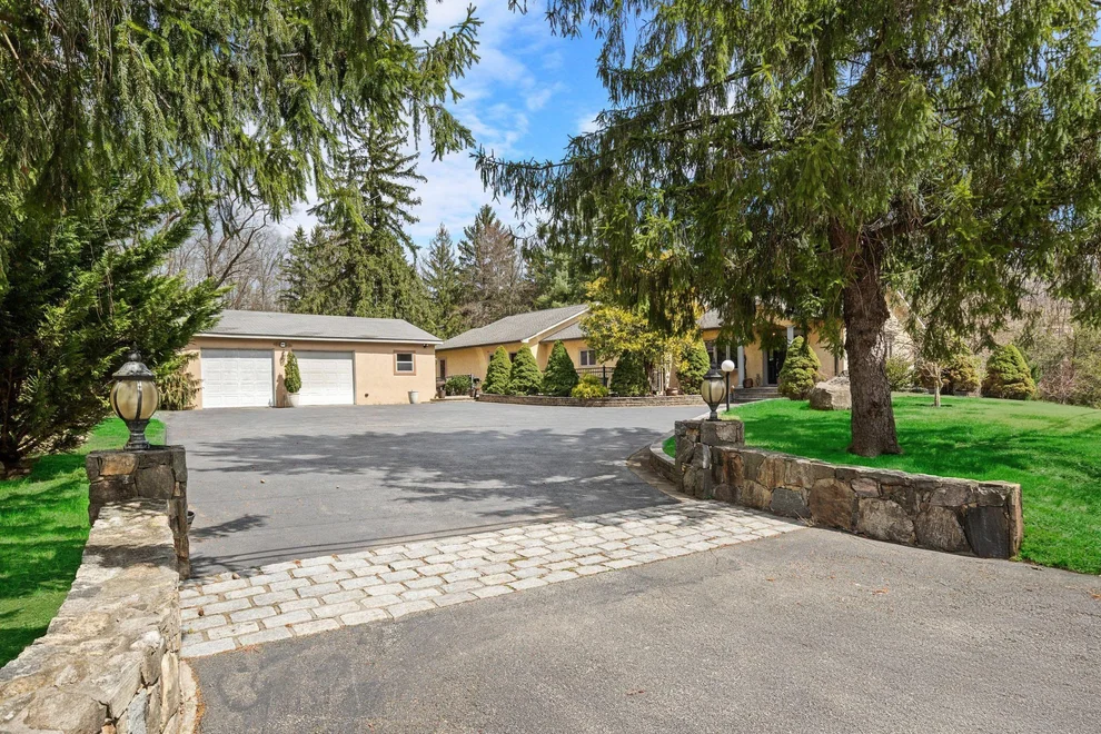 Unit for sale at 88 Jack Road, Cortlandt, NY 10567