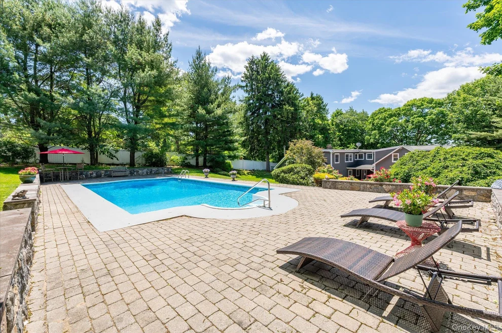 Unit for sale at 12 Sun Hill Road, Somers, NY 10536