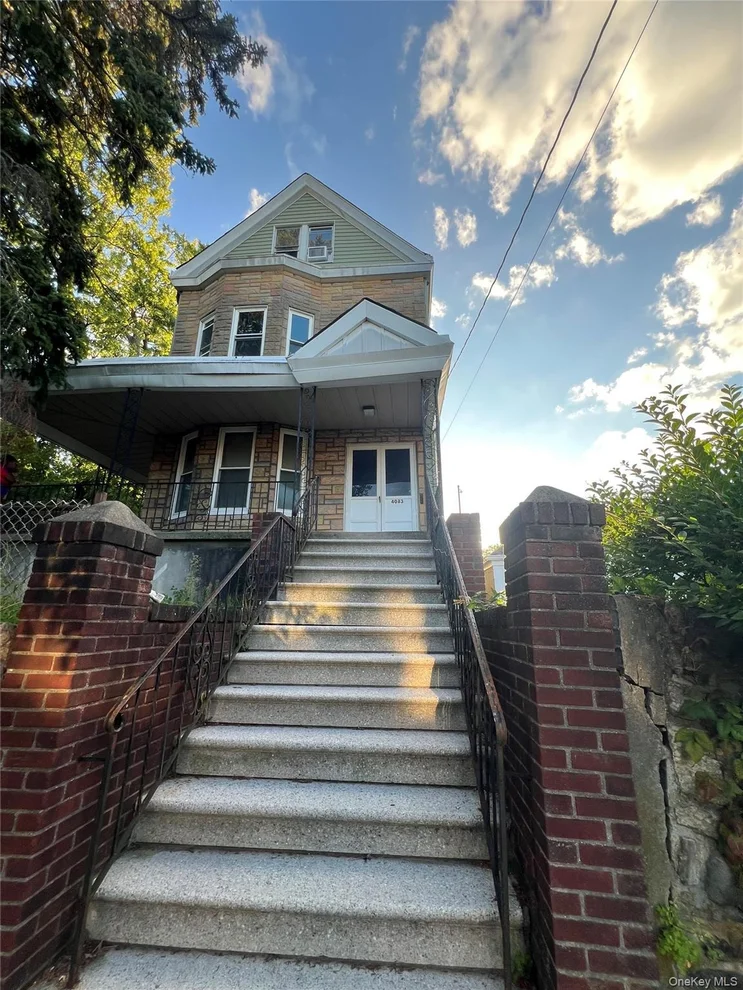 Unit for sale at 4083 Seton Avenue, New York, NY 10466