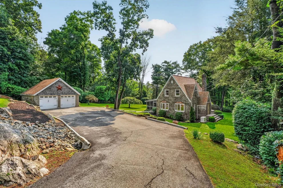 Unit for sale at 811 Farmers Mills Road, Kent, NY 10512