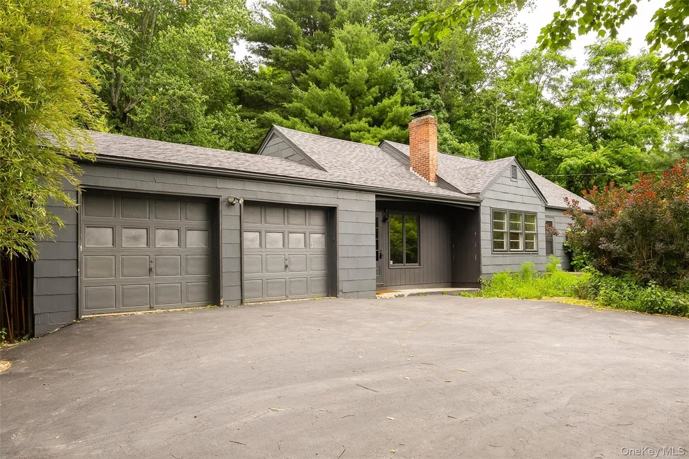 Unit for sale at 166 Vassar Road, Poughkeepsie (Town), NY 12603