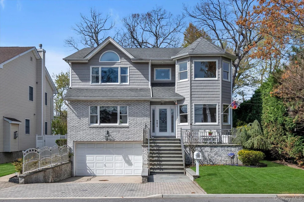 Unit for sale at 2137 3rd Avenue, Hempstead, NY 11566