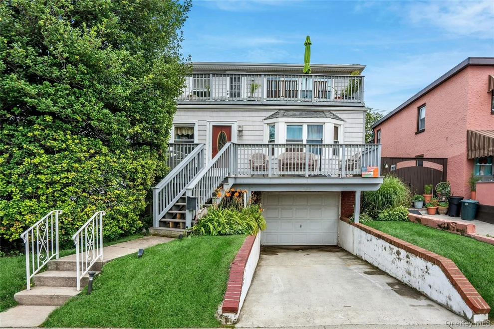 Unit for sale at 623 W Park Avenue, Long Beach, NY 11561