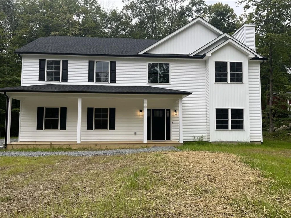 Unit for sale at 245 Pine Hill Road, Minisink, NY 10998