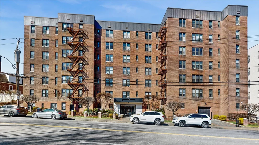 Unit for sale at 77 Bronx River Road, Yonkers, NY 10704